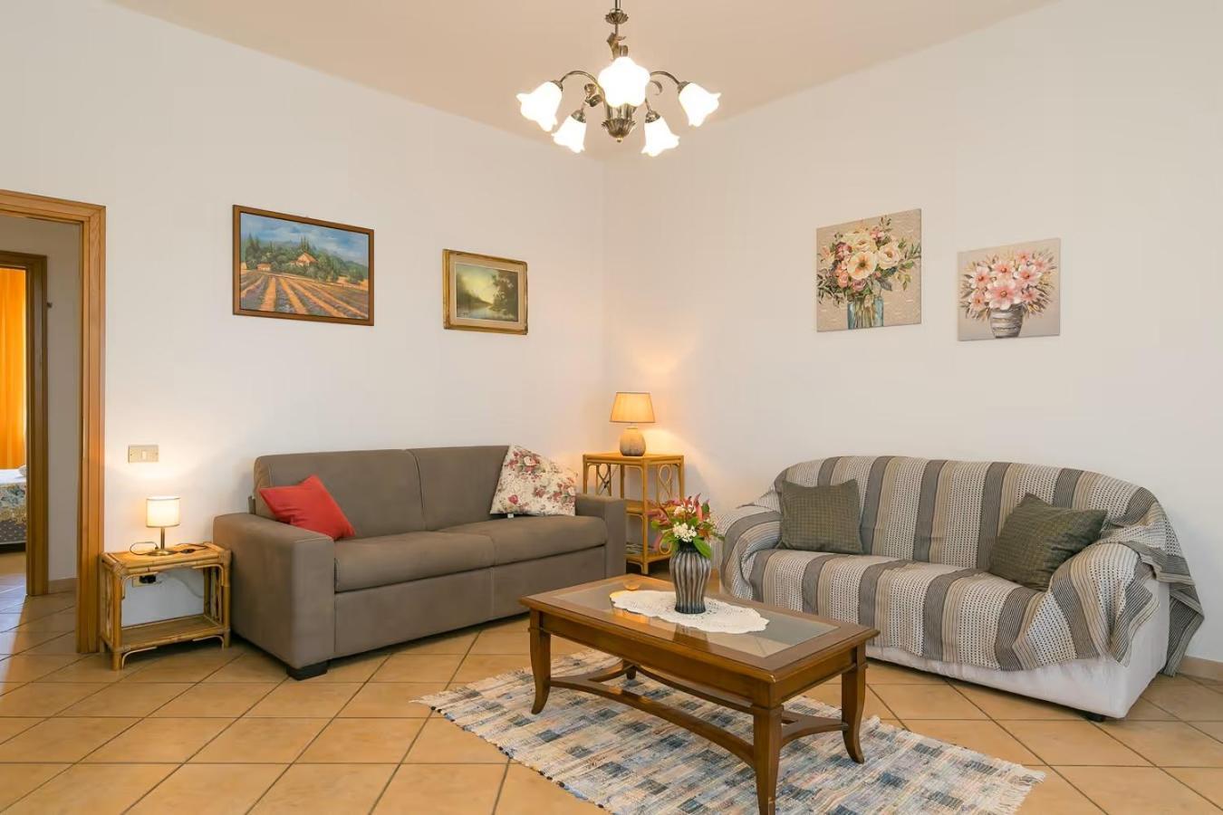 Agriturismo I Debbi Bibbona Eksteriør billede