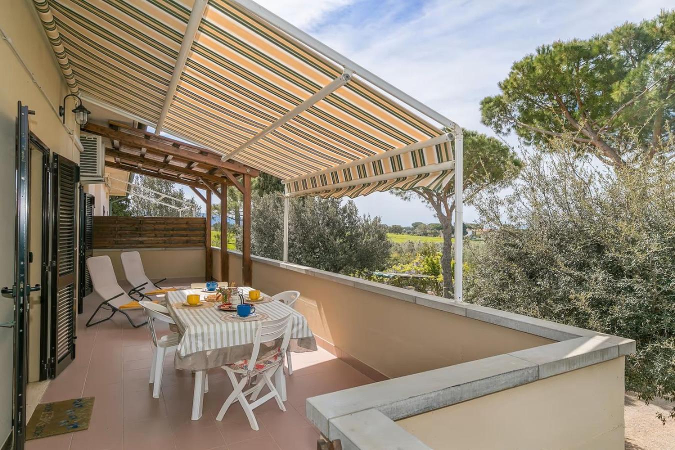 Agriturismo I Debbi Bibbona Eksteriør billede