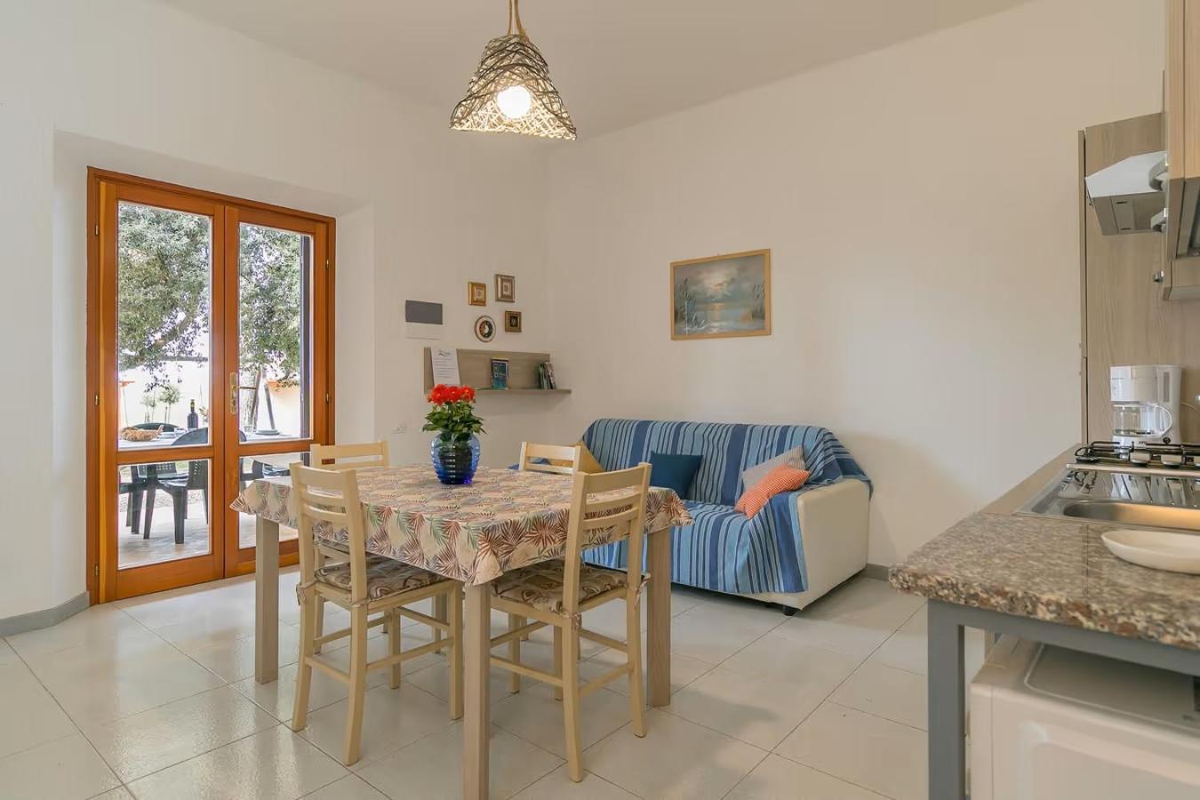 Agriturismo I Debbi Bibbona Eksteriør billede