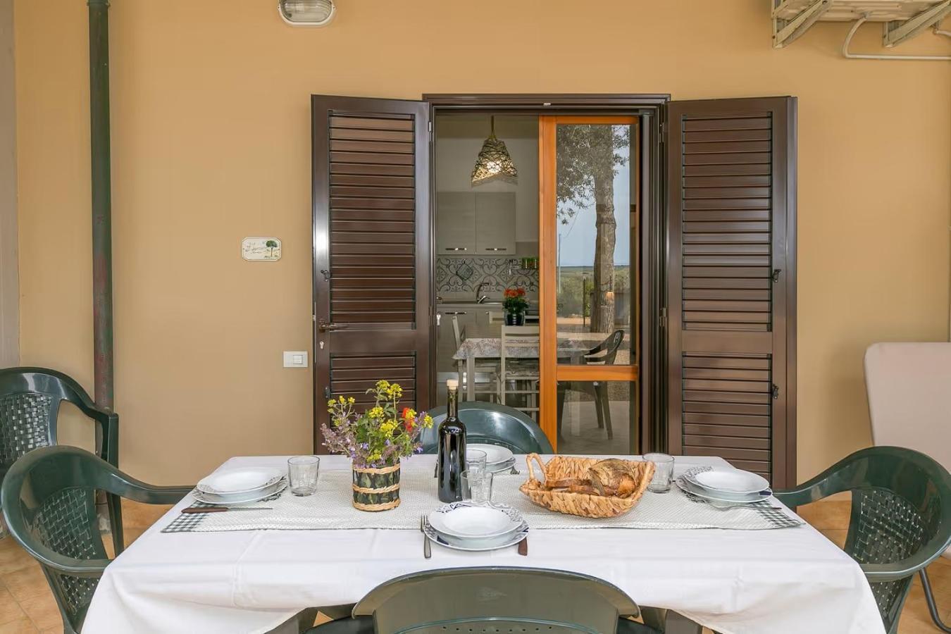 Agriturismo I Debbi Bibbona Eksteriør billede