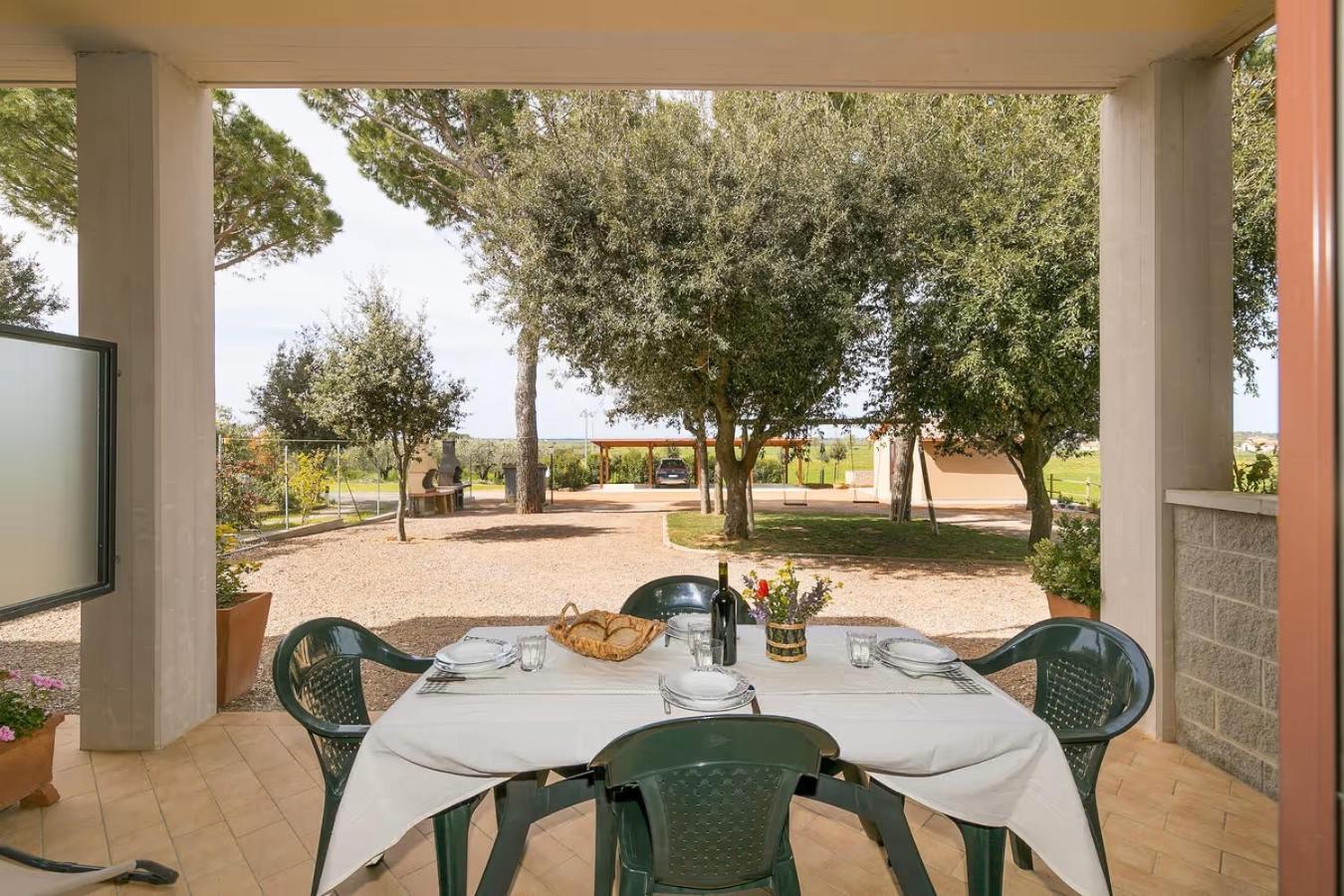 Agriturismo I Debbi Bibbona Eksteriør billede