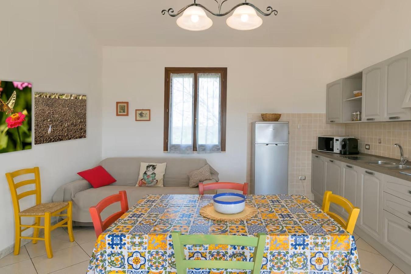 Agriturismo I Debbi Bibbona Eksteriør billede