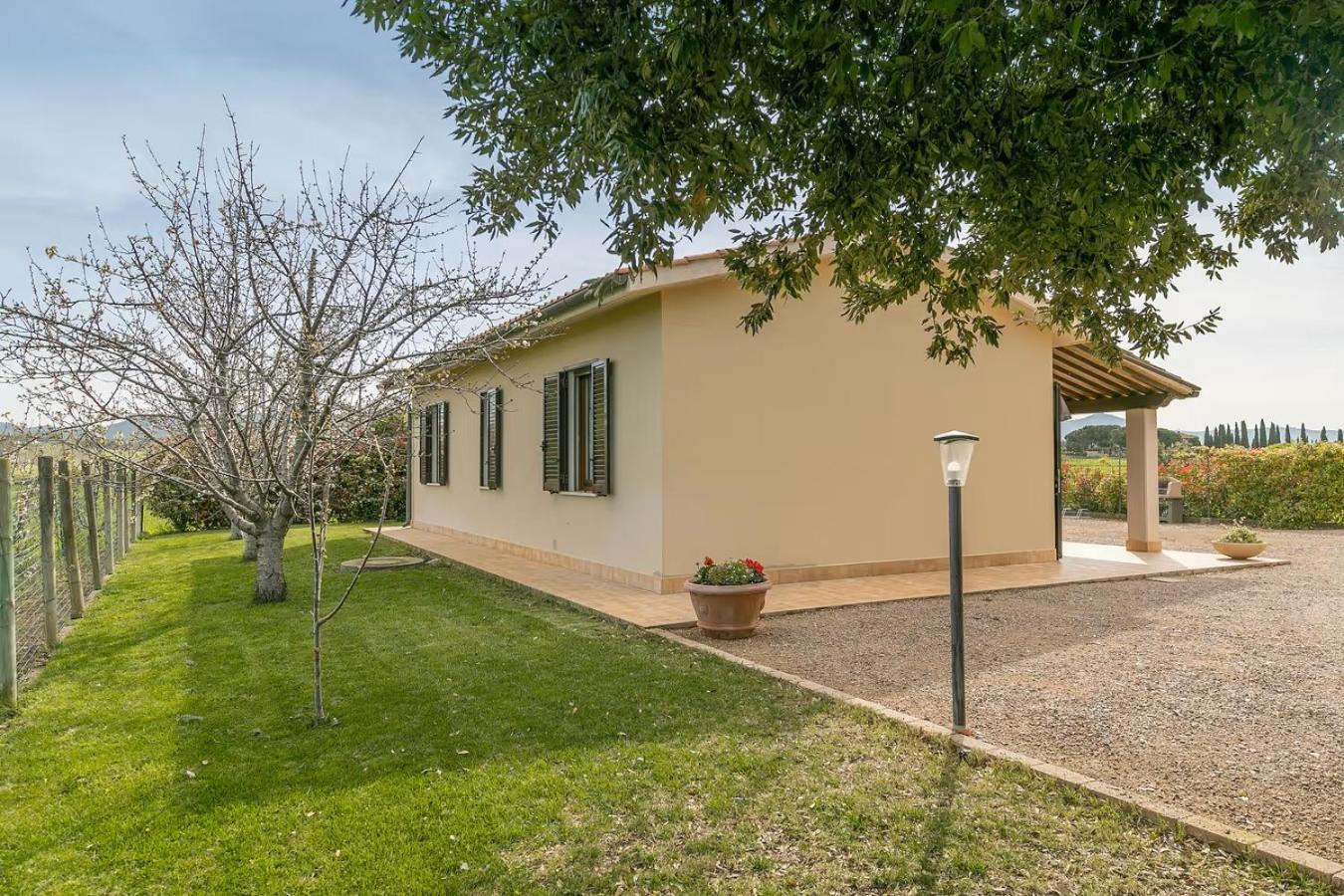 Agriturismo I Debbi Bibbona Eksteriør billede